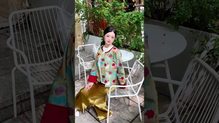 Women Apparels | Traditional Chinese Jacquard Jacket