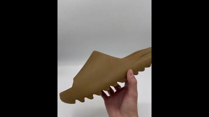 Yeezy Slides ‘Ochre’ – GW1931 ishypeunique.com
