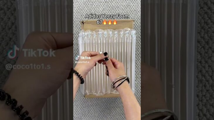 #shoesshop #yeezyfoamrunner #adidas #yeezy #kanyewest #sneakers #foryou #kick #trending #unboxing