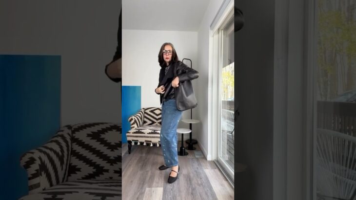 Escalier Cool Holiday Outfit: 20%Off Faux leather jacket #christmas #ootd #amazonfinds #outfioutfits