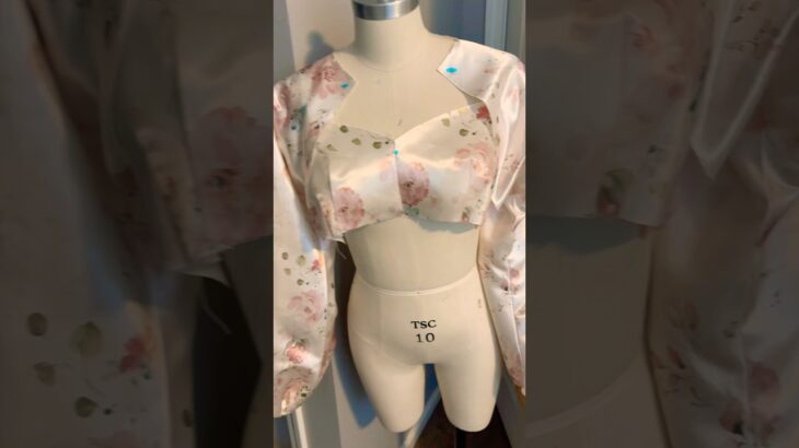 Sewing A Crop Top Pants and Jacket Matching Set? #sewingblogger #sewingprojects #diy #diyprojects