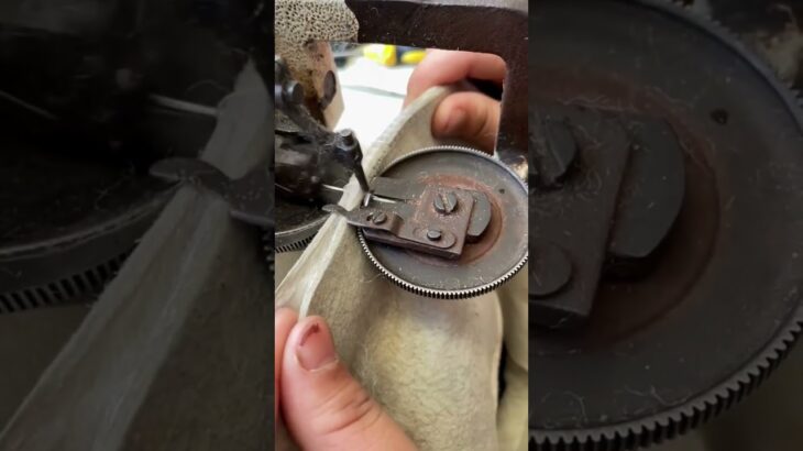 Sewing of sheepskin jacket