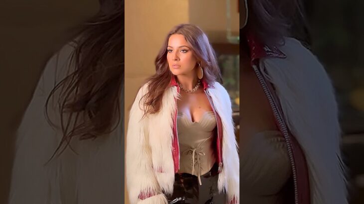 Shehnaaz Gill slaying in her new jacket look|The Unseen Shorts #shehnaazgill