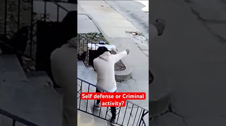 Who’s in the right? White Jacket or nah? #finesse #robbery #finessed #wow #funny