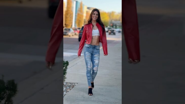 Is it the jacket, the denim, smile or the vibes? What stands out most? Ali always shows up amazing!