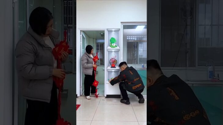 Jacket fatne par ye wala sticker laga sakte ho 😱 #shortvideo #facts