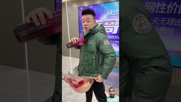 इस Jacket को गंदा करना impossible हैं 😮 #shortsvideo #shorts