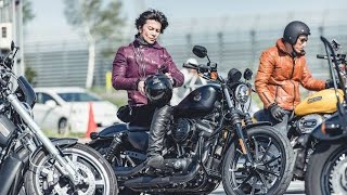 冬は“愛車”ハーレーと一体化！？武田真治 派手なジャケット姿でまたがるショット公開！自身の防寒対策も紹介