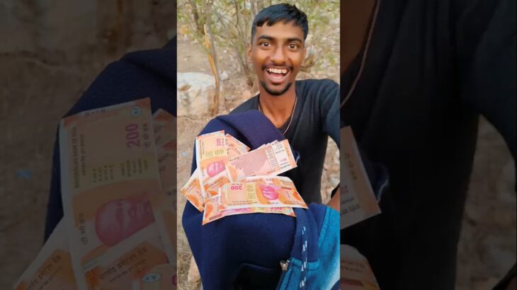 After giving the old jacket to a friend, the friend gave me a lot of money. #tranding #trand