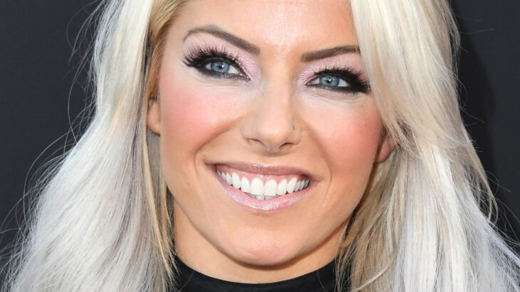 Alexa Bliss Returns And Her Jacket Is A Heartbreaking Tribute