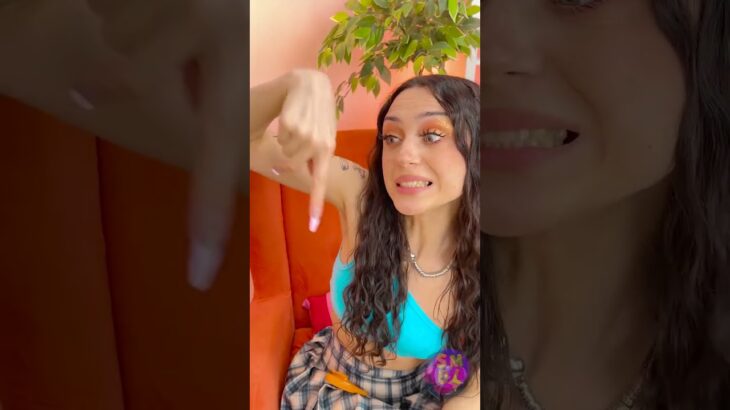 Amazing Jacket Upgrade for a Pregnant Lady 👗🤰 #Hack #Cool #Viral