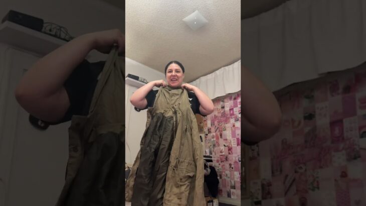 The green canvas utility jacket lives on 2017 2016