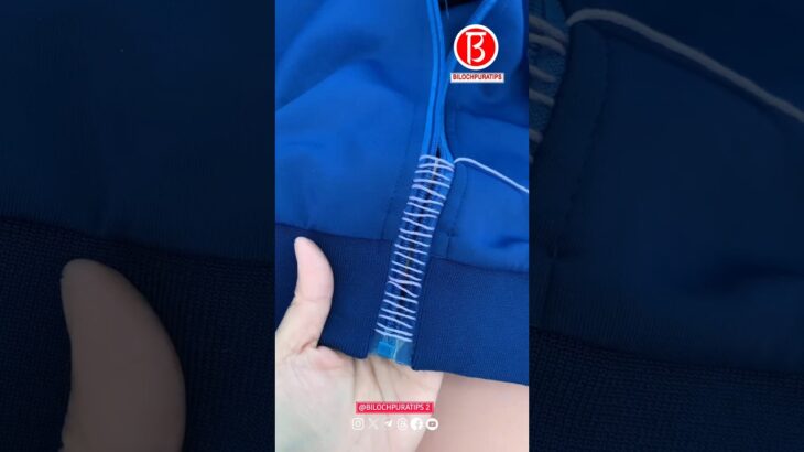 The zipper of the jacket is broken, so I changed it to a different style and it looks very beautiful