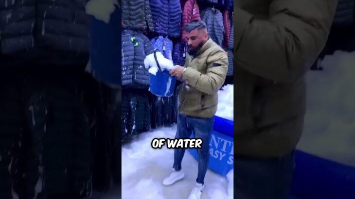 This jacket is waterproof 😲