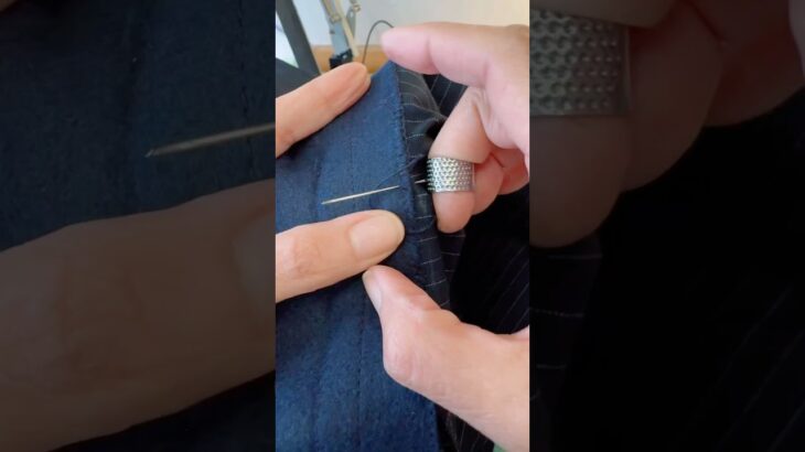Using blanket stitch to finish a jacket collar #aidastailoring #jacketalteration #blanketstitch