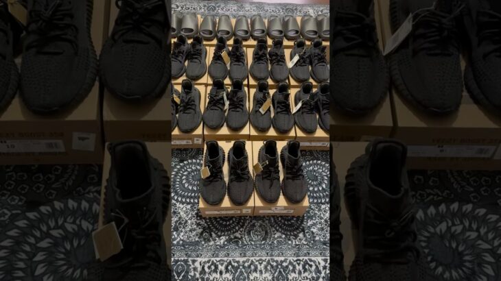 Yeezy Boost 350 V2 Yezzy Slide “Onyx” #yeezy #yeezy350 #yeezyboost #yeezyadidas #yeezyboost350