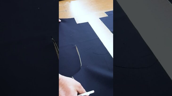 まるでオーダージャケット？職人技が光るこだわりの学生服    #レアプロジャパン #学生服 #ブレザー #足袋メーカー# 職人#工程 #技術 #伝統 #日本文化 #継承 #匠 #技  #process