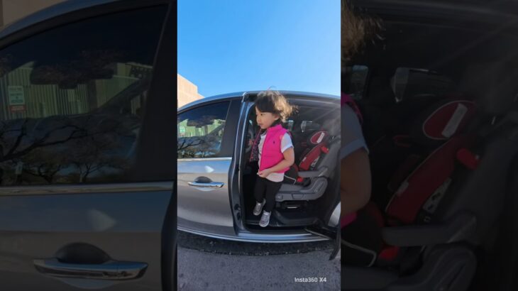 #dropoff Chloe has wanted to wear this pink jacket for so long, and she’s super happy now.