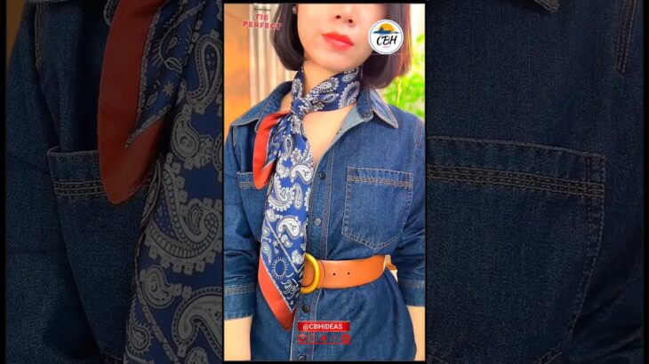 How to match a scarf with a denim jacket