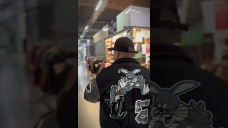 JAQUETA COLEGIAL #shorts #bras