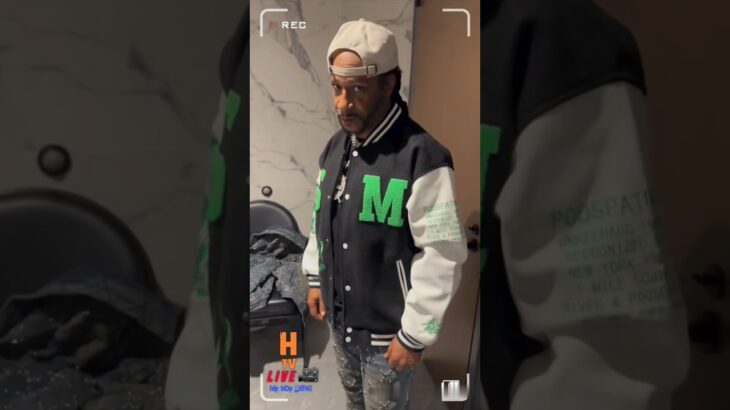 Katt Williams Tries On His New Green Magic Jacket With Freekey Zekey #kattwilliams #dipset