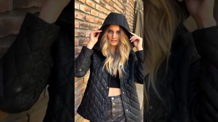 Leather jacket Ootd 🥵🧜🏼‍♀️💕 #leather #ooty #style #fashion #grwm #latex #ootd #pov #love #shiny