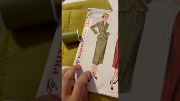 Sewing A Suit Jacket for A Trip to New York for the Easter Parade! #sewing #vintage #vintagestyle