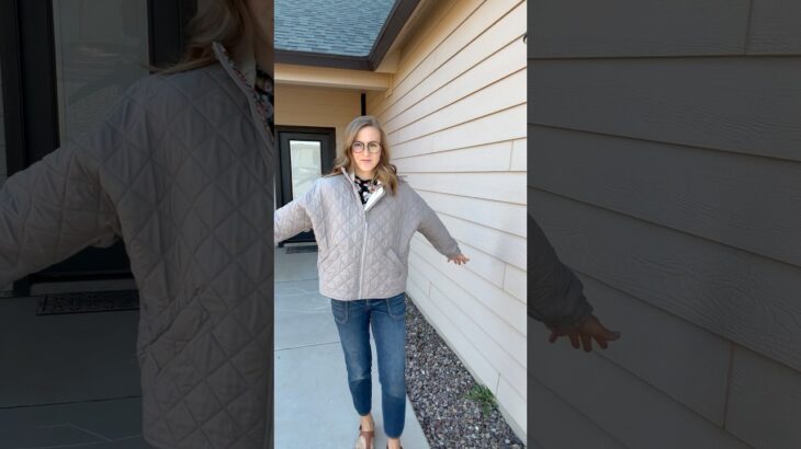 Thrift flip! Couch cover to quilter jacket!!! #sewing #thriftflip