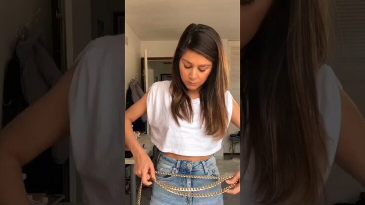 Yay or nay on this iconic leather jacket look? #celebritylook #fashion