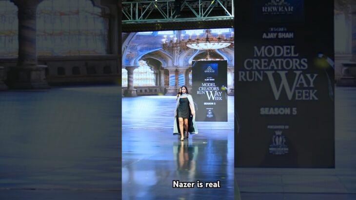 my jacket got stuck in my heel 🙁#runway  #rampwalk #model #modeling #ayesha