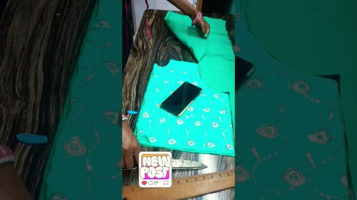 new jacket cutting✂️#subscribe #stlyish#comment#fashion #tutorial#top#view#share# cutting#viralvideo