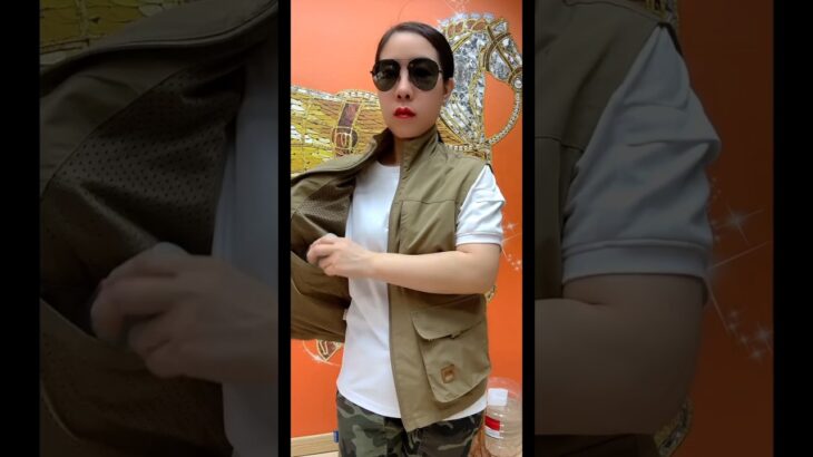 p68 .the new pocket jacket 🥰#Vest #VestOutfit #VestwithPockets#saveing #trendingshorts