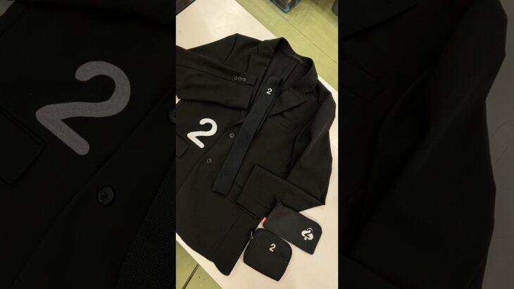 ジャケットに大きなナンバーを刺繍しました