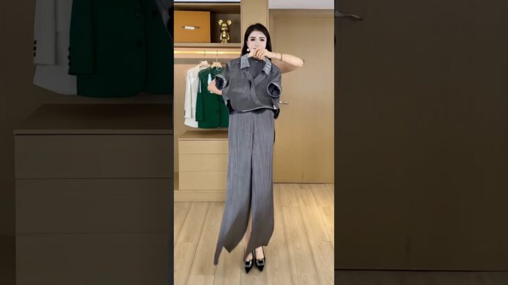 #Casual wear is simple and elegant #Fashionable temperament and age-reducing jacket#Beautiful