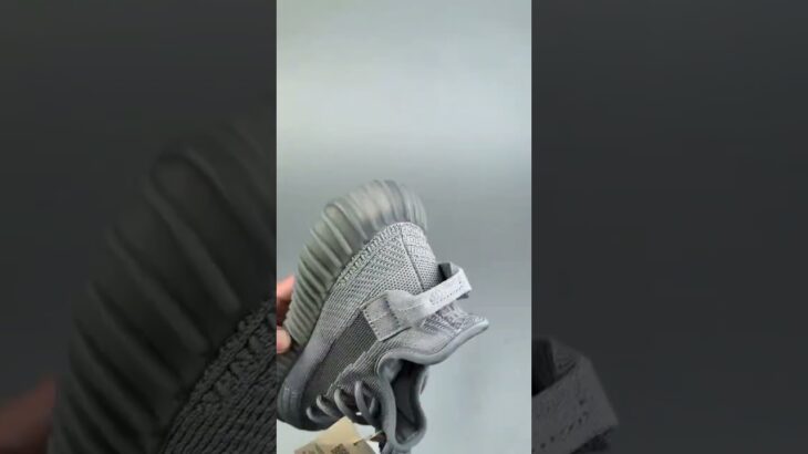 China top quality factory not bad fake.Adidas Yeezy shoes review 350 Boost V2 steel grey IF3219