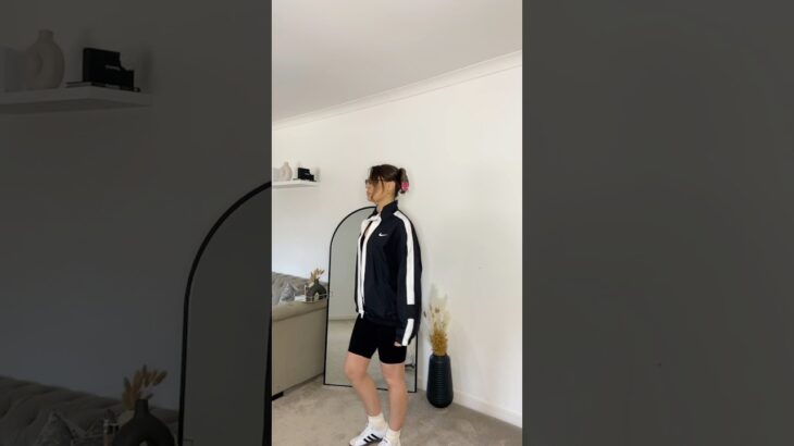 Styling my Nike windbreaker jacket #nike #jacket #streetstyle #summerfashion