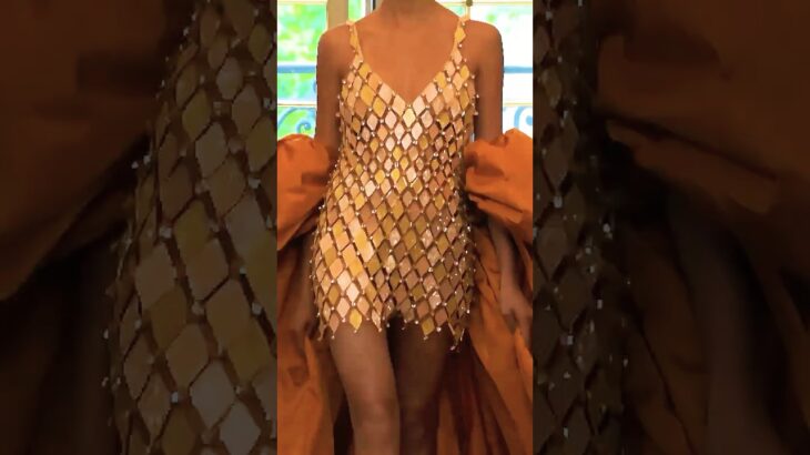 TAMARA RALPH | Golden Taffeta Fashion Cape With Long Train Outfit Jacket💎