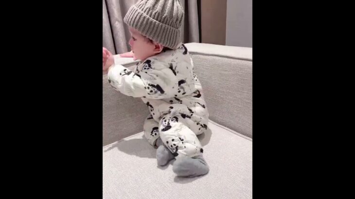 White Long-Sleeve Winter Puffer Jacket with Panda Print (For Infants)  #fumao #fumaoclothing