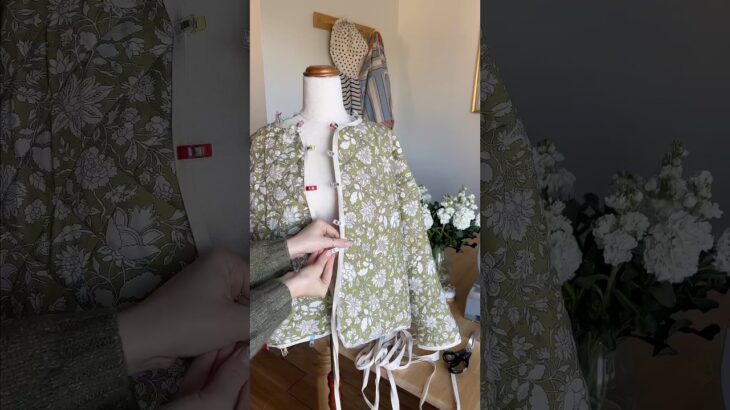 my first quilted jacket is done!!! 🌷🪡 does it need buttons??? #sewing #quiltedjacket