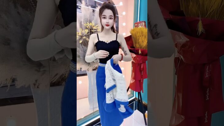 Fashionable denim patchwork hook flower embroidery jacket skirt two-piece suit Summer travel outfit