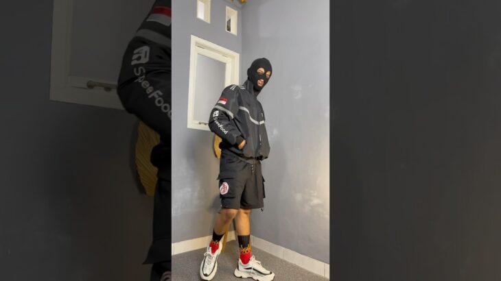 Jaket ojol keren nih gais #rekomendasi #ootd #jaket