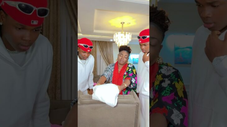 The jacket was too heavy😂