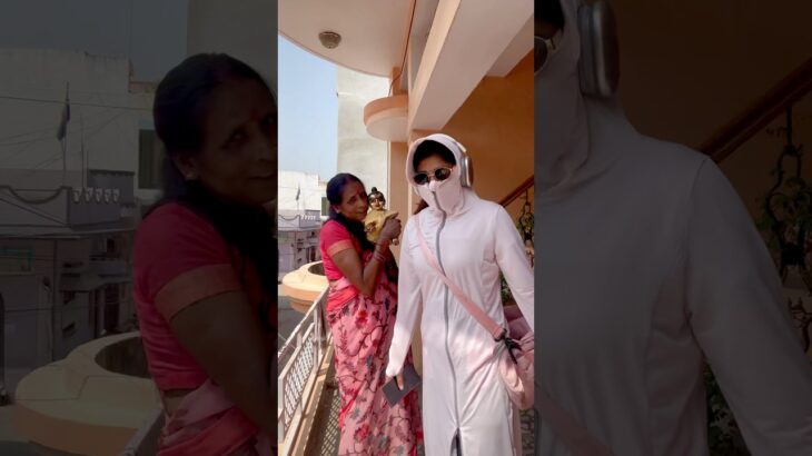 Uv protection sunscreen jacket 😯😍 | Aarti Sahu | #ytshorts #krishna #trending