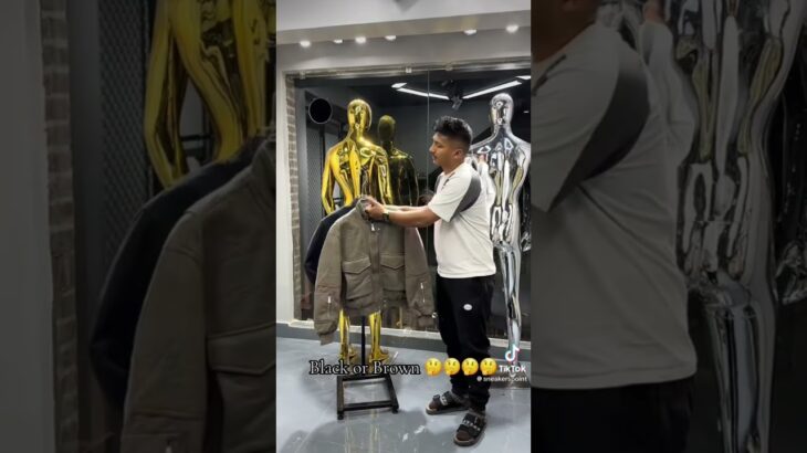 #jacket #sneakerspoint #sneakerspoint #fashion #lifeisbutadream #shoes #whowillbemylifepartnerta #ne