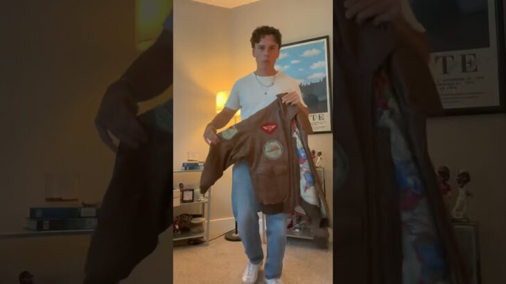 the best vintage leather jacket I’ve ever seen