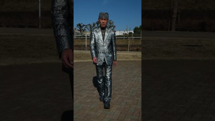 幾何学模様ジャガードスーツ