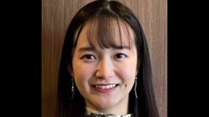 ２７歳人気女優、ミニ丈スーツの秘書姿にうっとり「スタイル良い」「大人の女性に…」