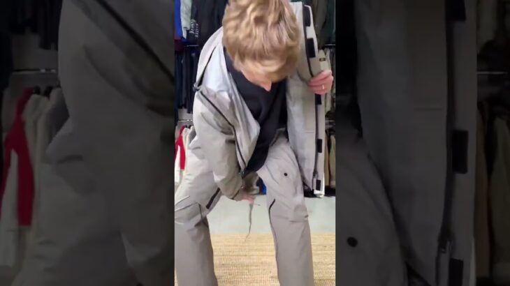 A raincoat jacket with hidden waterproof legs you can unfold whenever you need. #gadgets #raincoat