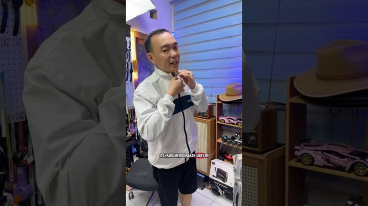 If you want to run, you absolutely must have this jacket from Zey’s #zey’s #runningjacket #jacket…