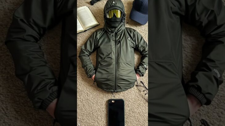 Jaket outdoor Mount Cartensz #jaket #fashion #jaketwaterproof #outdoor